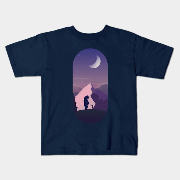 Chase your dreams - Bear Kids T-Shirt by schirodesign